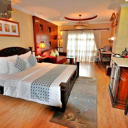 S79 Hoa Huong Duong Hotel Ho Chi Minh-stad Buitenkant foto